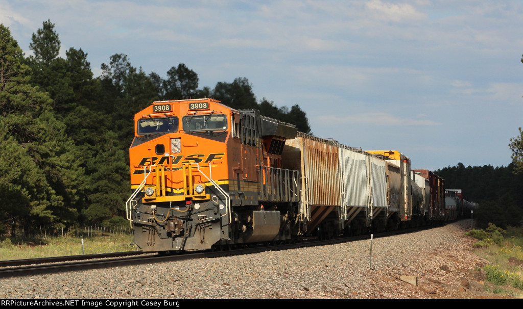 BNSF 3908